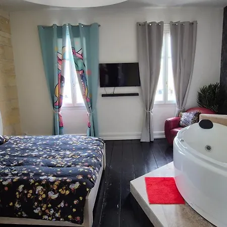 Nova - - & Apartment *